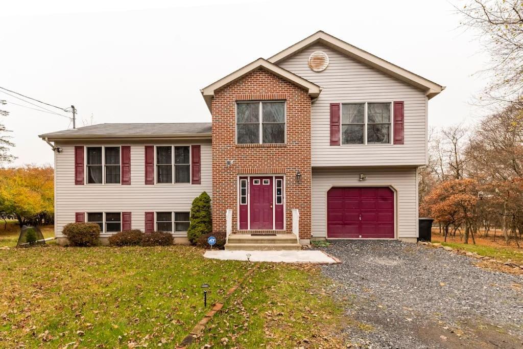 Cheerful Pocono Home Away From Home Albrightsville Dış mekan fotoğraf