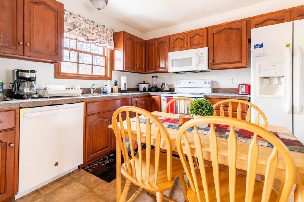 Cheerful Pocono Home Away From Home Albrightsville Dış mekan fotoğraf